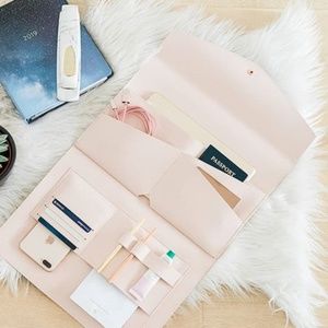 Glass Ladder & Co. Portfolio Clutch